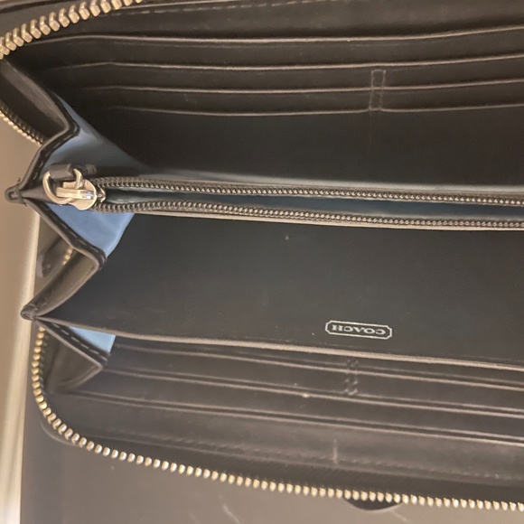 Wallet - Picture 3 of 3